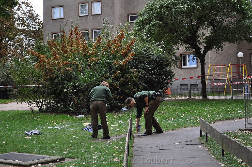 29 jaehrige erlitt toetliche Verletzungen Koeln Bilderstoeckchen P43.JPG